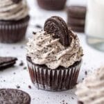 Oreo Cupcakes with Creamy Oreo Frosting